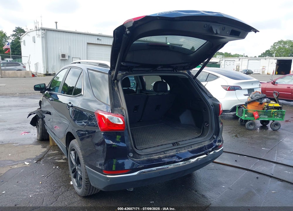 2021 CHEVROLET EQUINOX VIN: 2GNAXUEV7M6117879