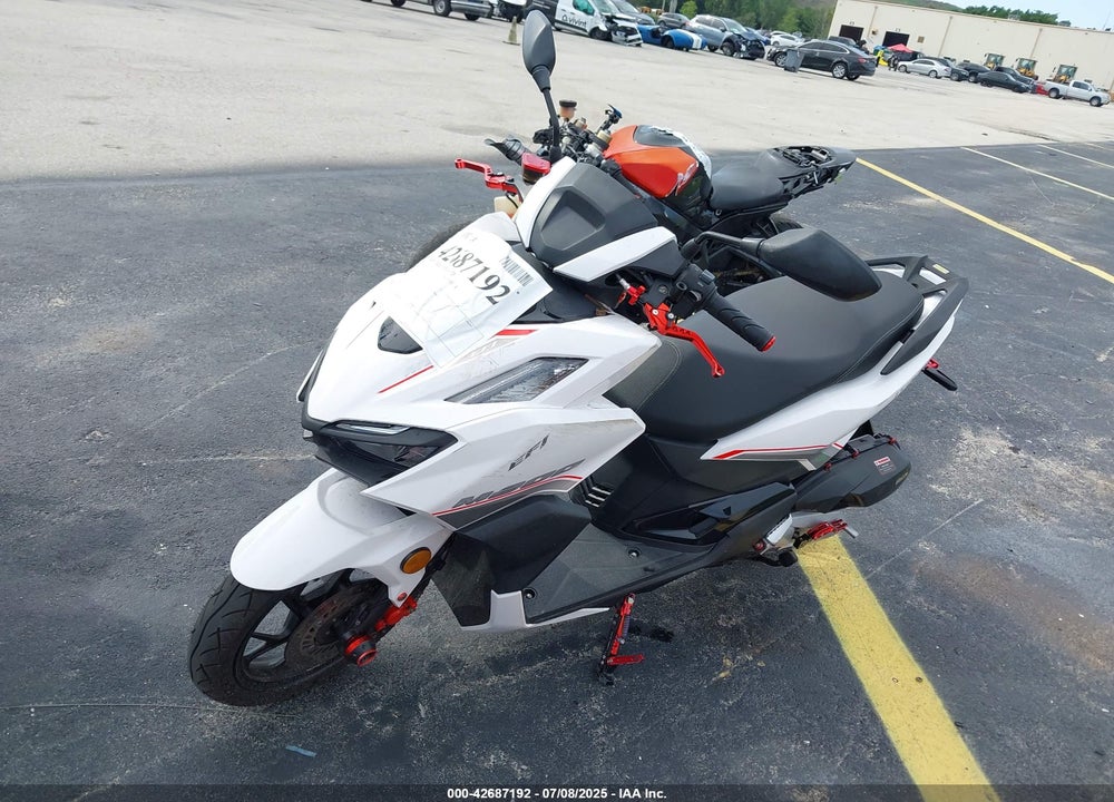 2024 TZTC SCOOTER VIN: H0DTAEG42RX069520