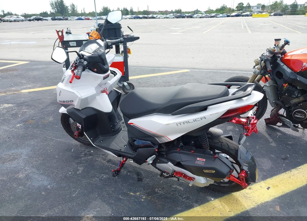 2024 TZTC SCOOTER VIN: H0DTAEG42RX069520