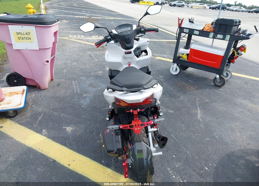 2024 TZTC SCOOTER VIN: H0DTAEG42RX069520