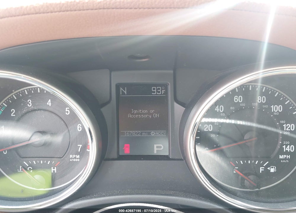2011 JEEP GRAND CHEROKEE VIN: 1J4RR6GG1BC626364