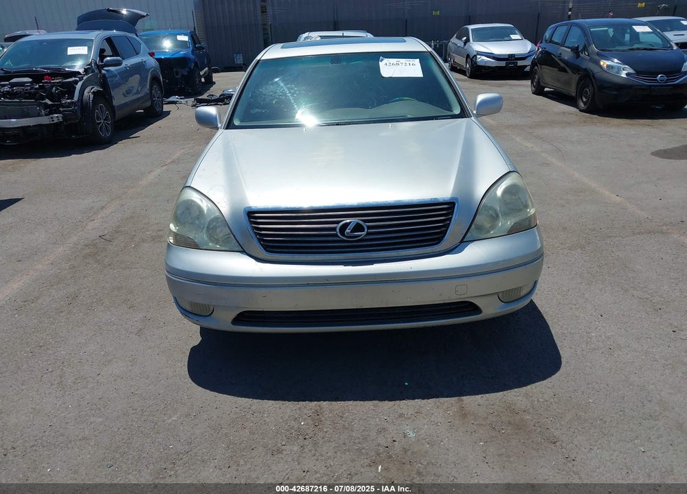 2001 LEXUS LS 430 VIN: JTHBN30FX10023320