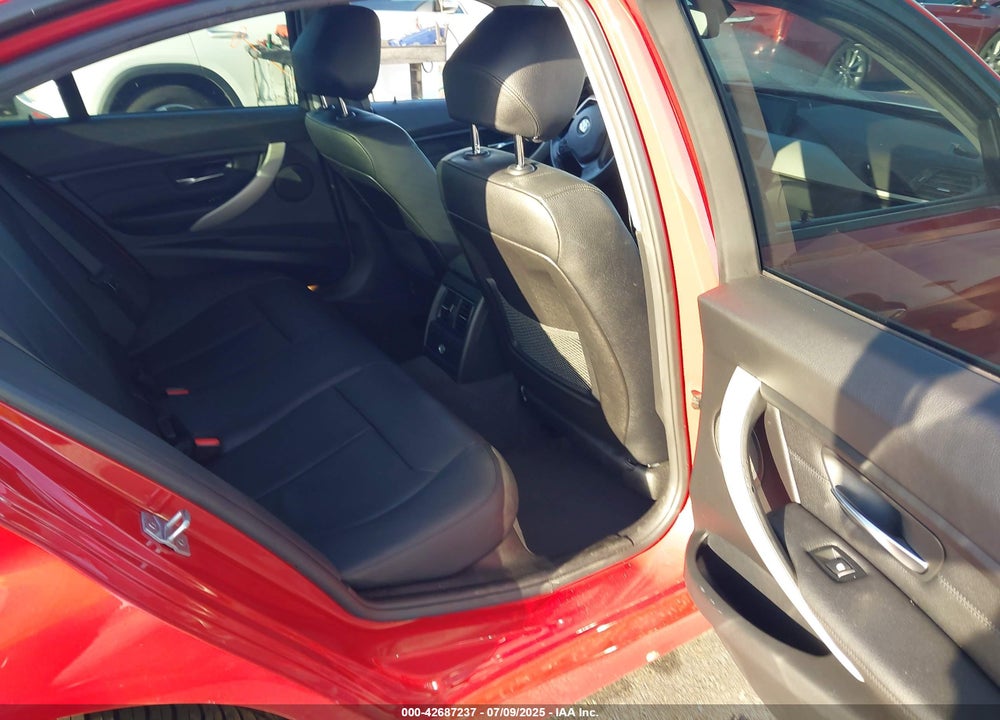 2017 BMW 3 SERIES VIN: WBA8E1G38HNU16223