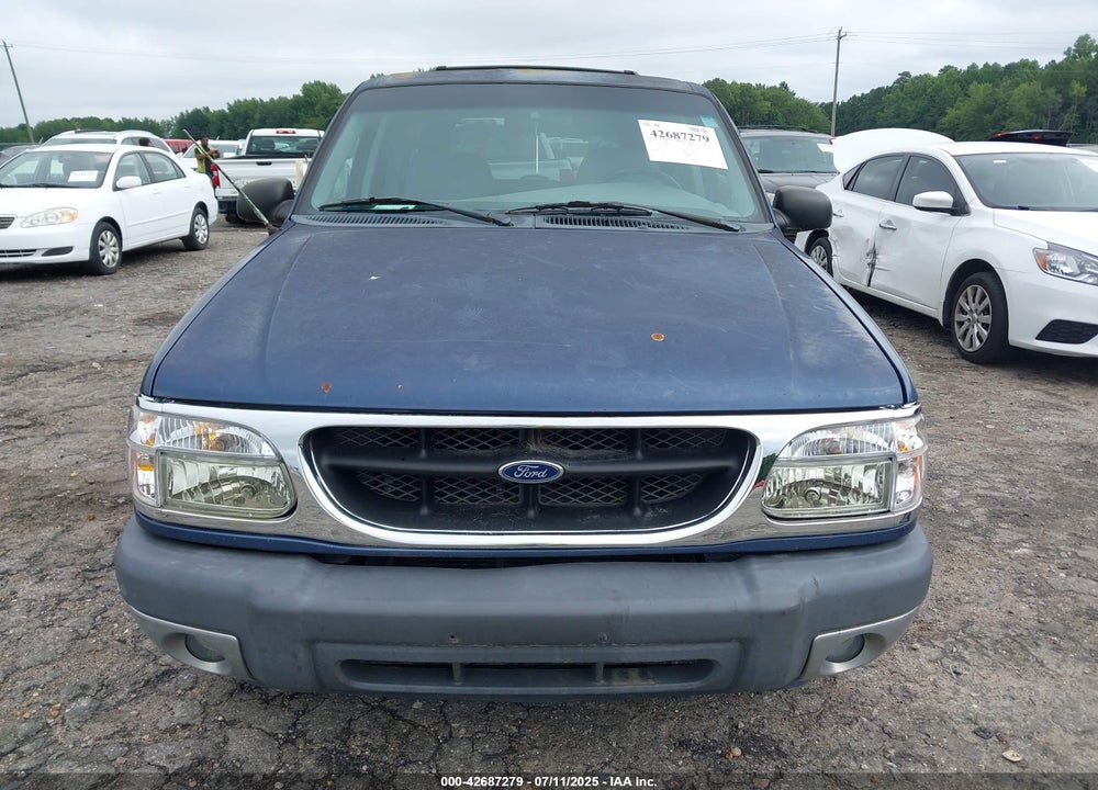 2000 FORD EXPLORER XLT VIN: 1FMZU83P6YZC14626