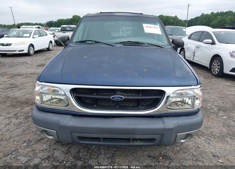 2000 FORD EXPLORER XLT VIN: 1FMZU83P6YZC14626