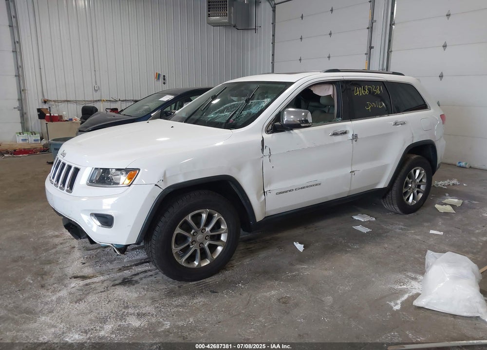 2015 JEEP GRAND CHEROKEE VIN: 1C4RJFBG2FC608353