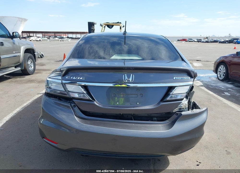 2014 HONDA CIVIC HYBRID VIN: 19XFB4F26EE000975