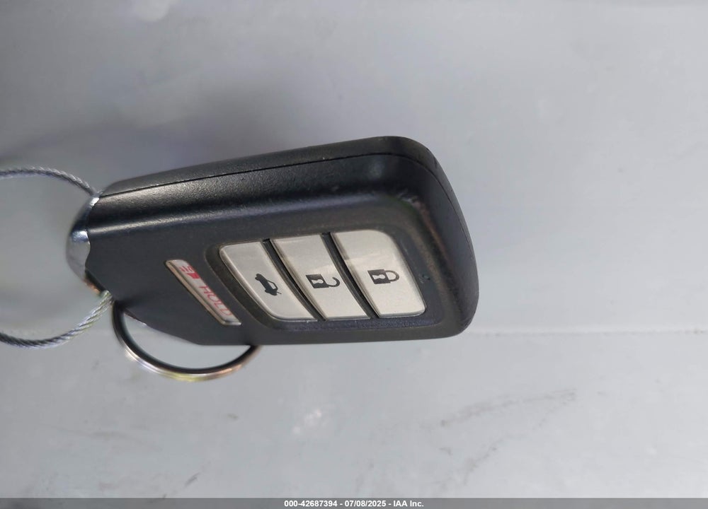 2014 HONDA CIVIC HYBRID VIN: 19XFB4F26EE000975