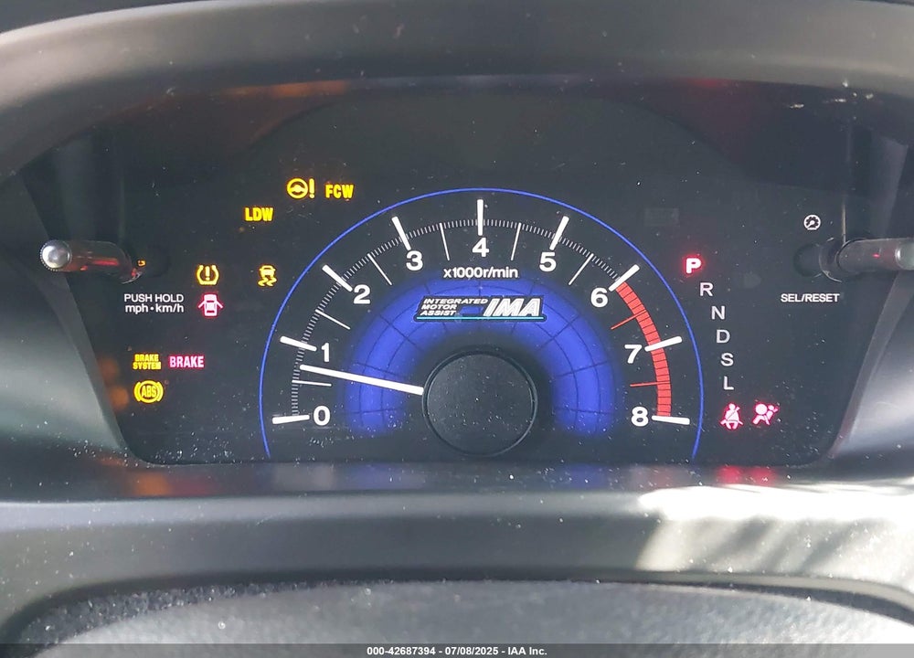 2014 HONDA CIVIC HYBRID VIN: 19XFB4F26EE000975