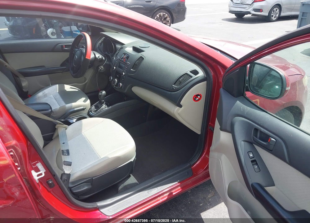 2012 KIA FORTE VIN: KNAFU4A22C5548608