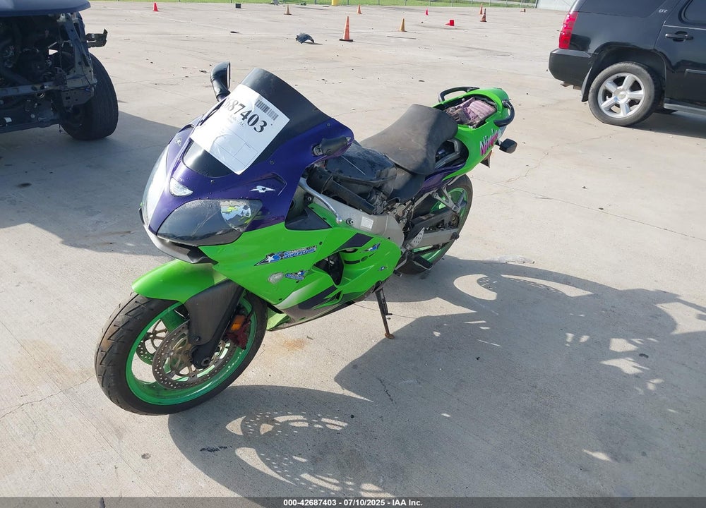 2000 KAWASAKI ZX900 E VIN: JKAZX2E10YA002640