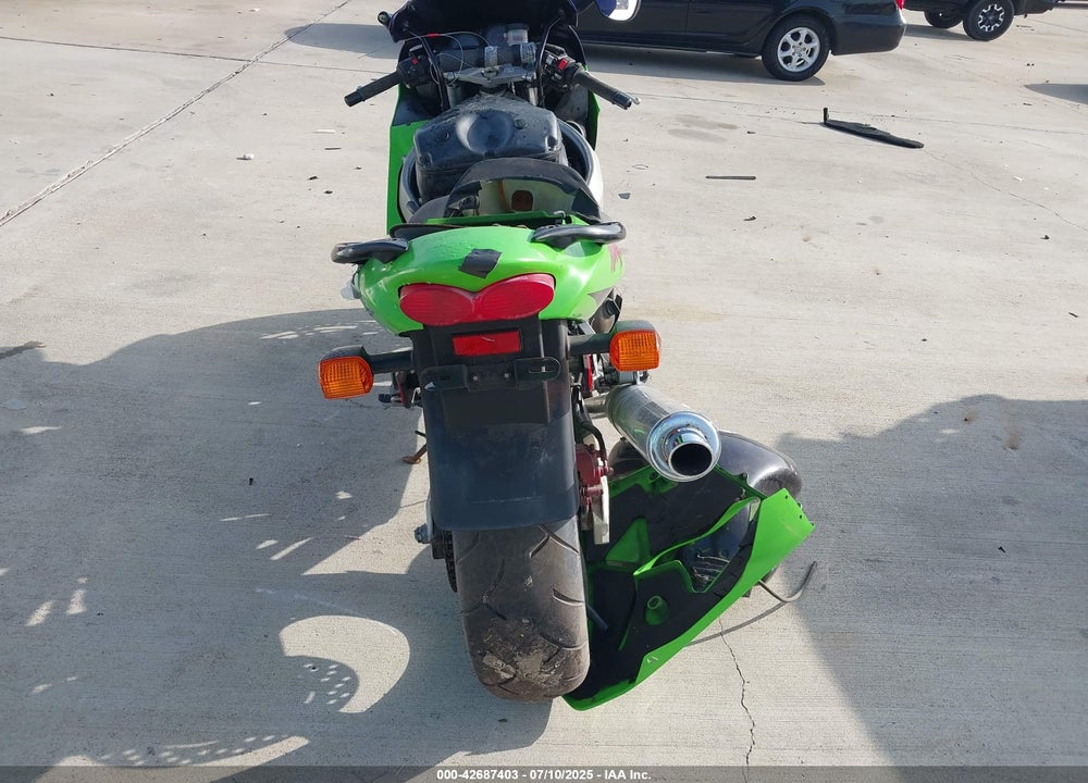 2000 KAWASAKI ZX900 E VIN: JKAZX2E10YA002640