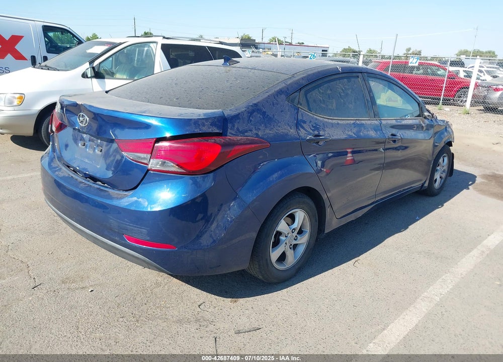 2015 HYUNDAI ELANTRA VIN: 5NPDH4AE5FH565917