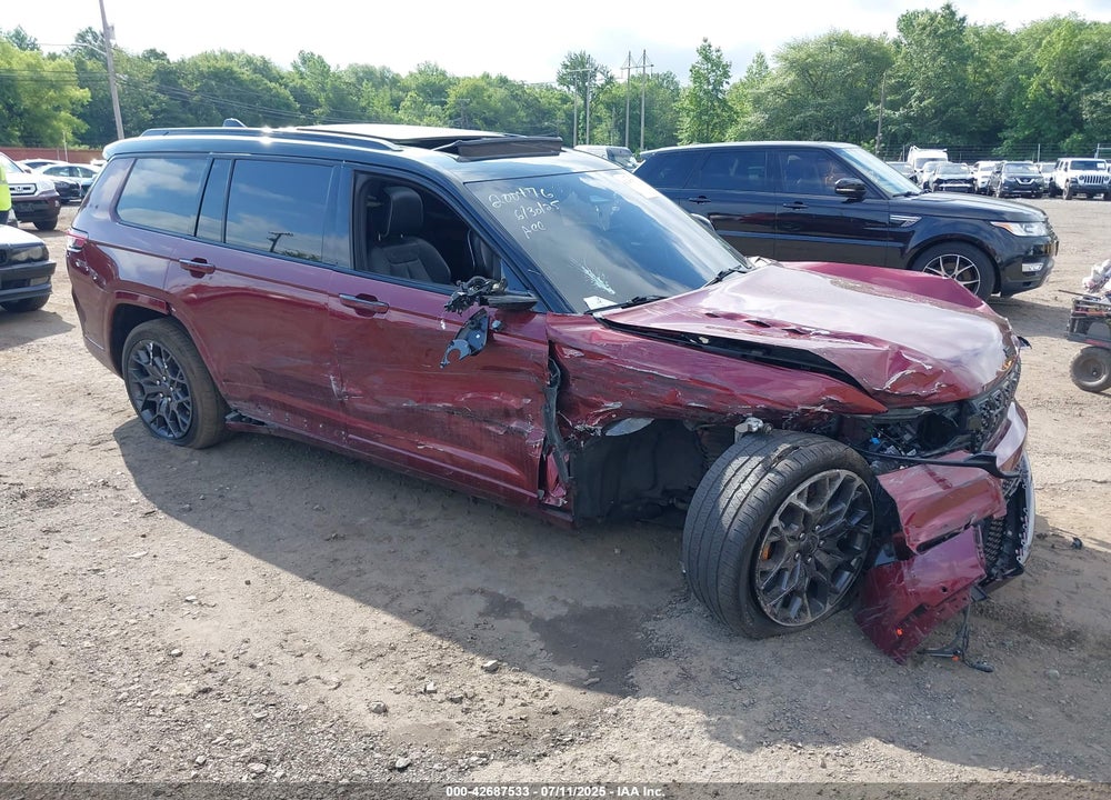 2023 JEEP GRAND CHEROKEE L SUMMIT RESERVE 4X4 VIN: 1C4RJKEG5P8101066