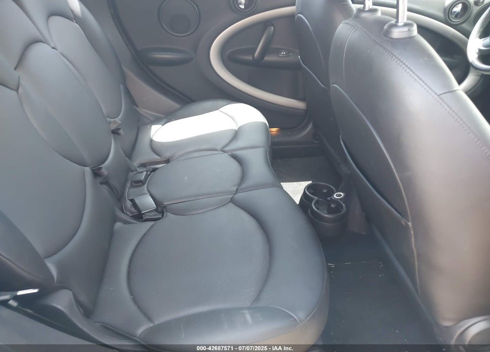 2014 MINI COOPER COUNTRYMAN VIN: WMWZB3C52EWR40215