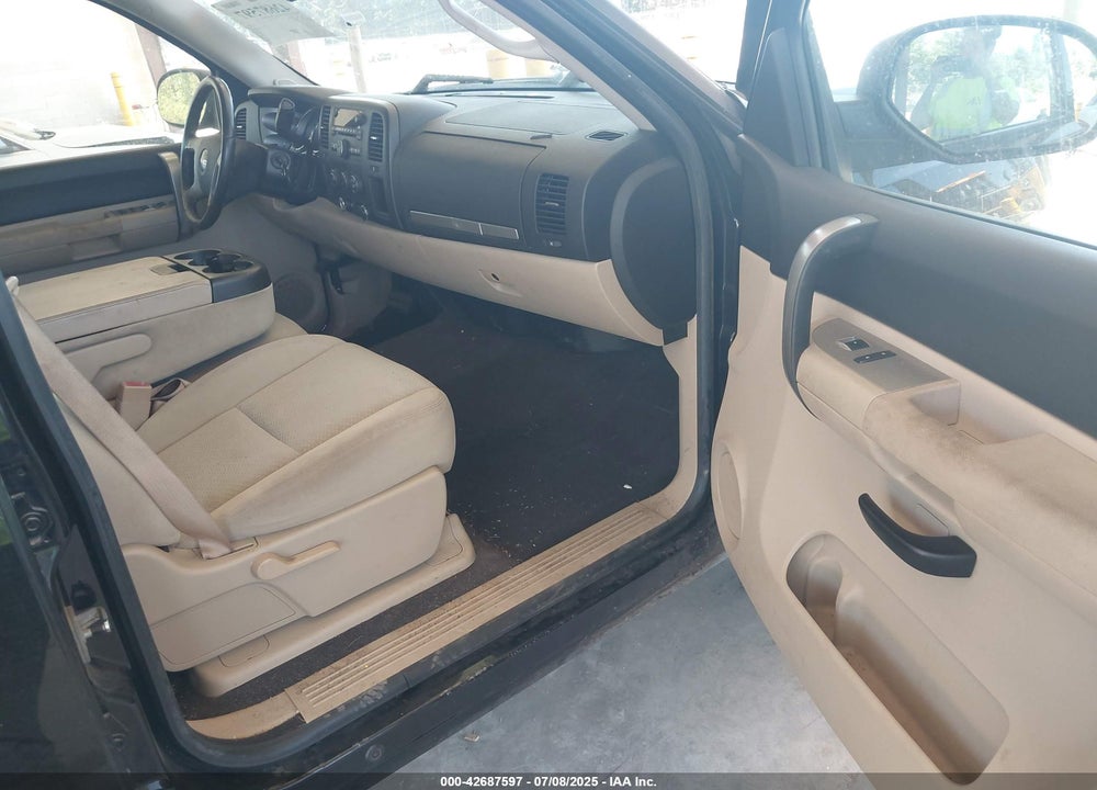 2008 GMC SIERRA 1500 VIN: 3GTEC13J98G286235