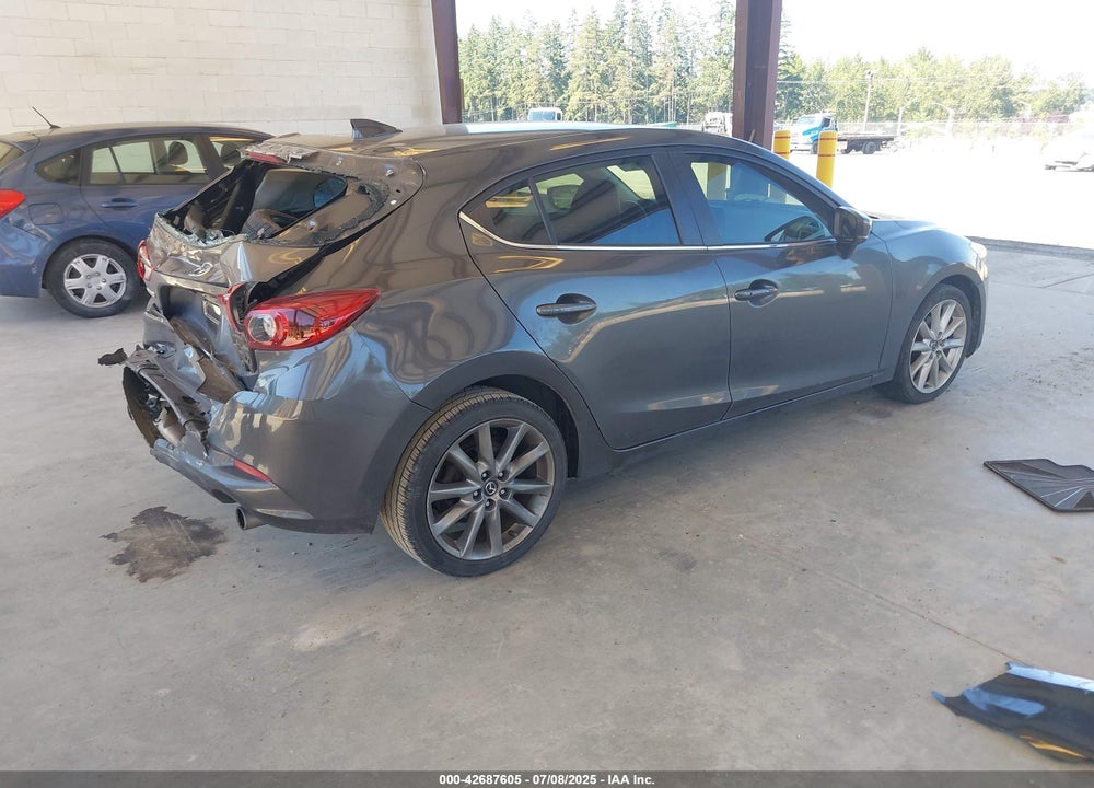 2018 MAZDA 3 GRAND TOURING VIN: 3MZBN1M36JM164031