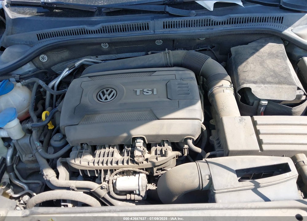 2014 VOLKSWAGEN JETTA VIN: 3VWD17AJ2EM359799