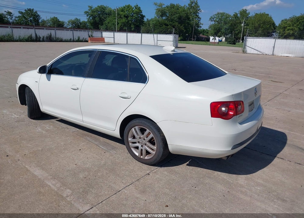2007 VOLKSWAGEN JETTA WOLFSBURG EDITION VIN: 3VWEF71K77M155047