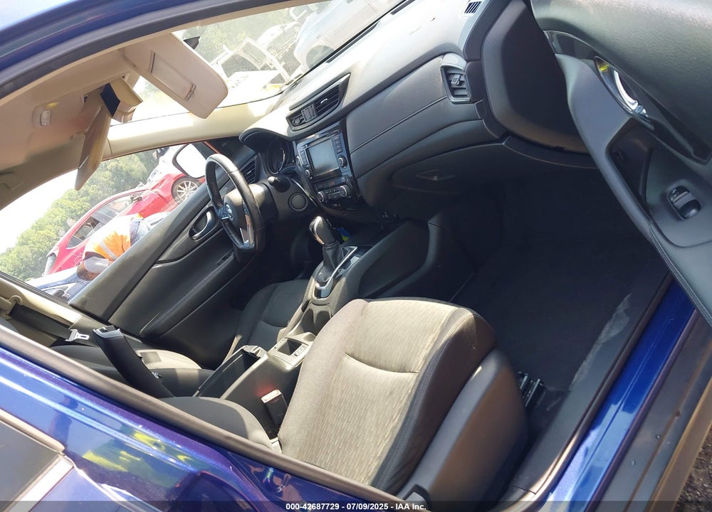 2018 NISSAN ROGUE VIN: JN8AT2MT0JW453663