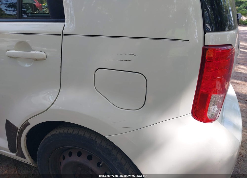 2011 SCION XB VIN: JTLZE4FE7B1128773
