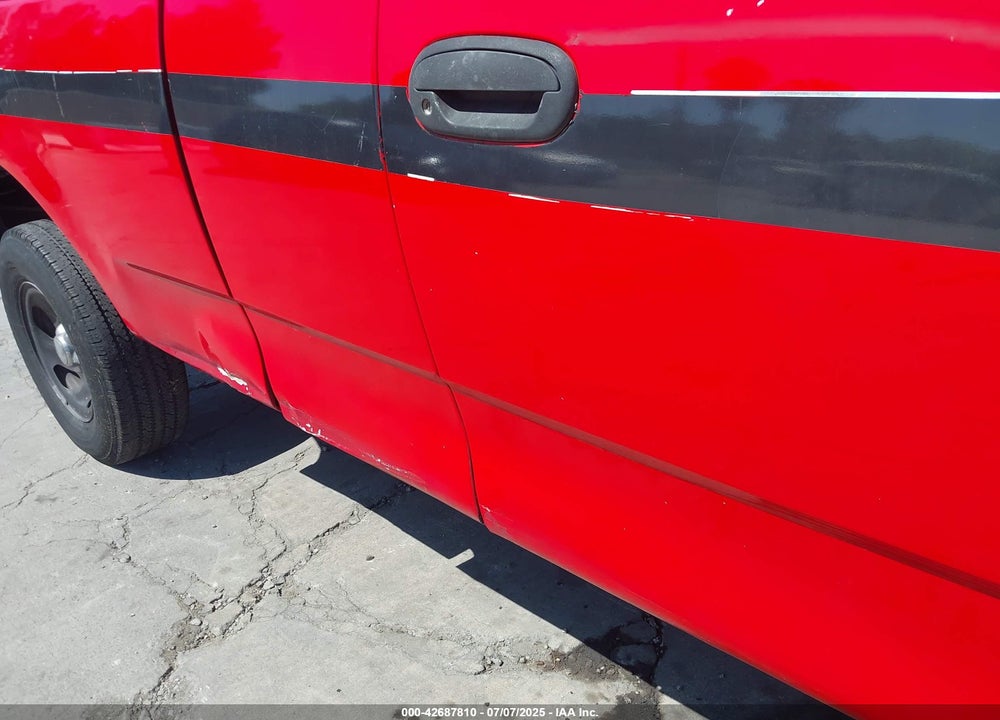 2001 FORD F-150 XL/XLT VIN: 1FTZX17271NA94057