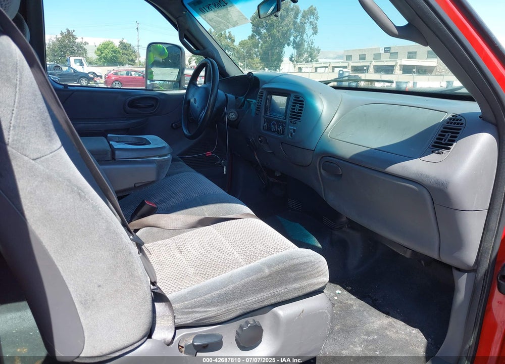 2001 FORD F-150 XL/XLT VIN: 1FTZX17271NA94057