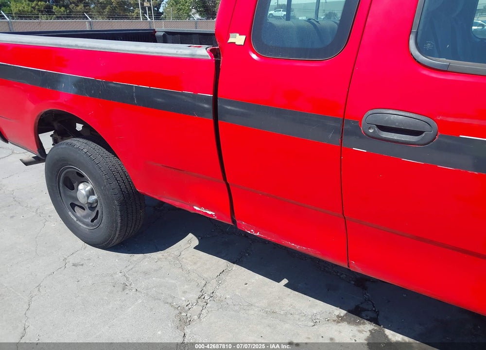 2001 FORD F-150 XL/XLT VIN: 1FTZX17271NA94057
