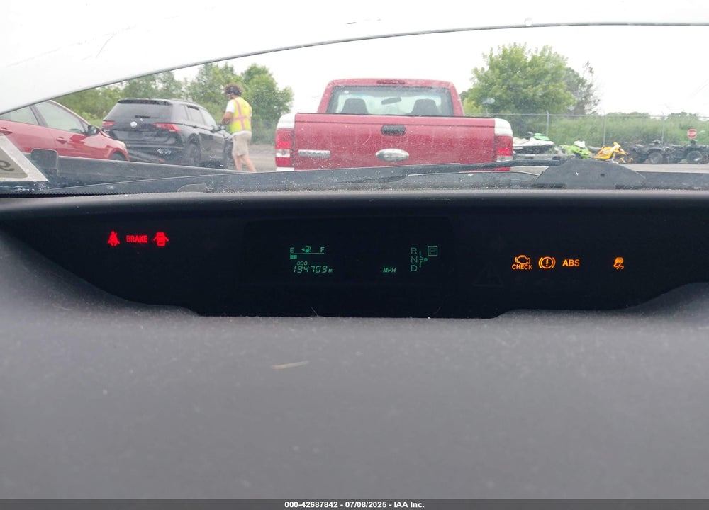 2005 TOYOTA PRIUS VIN: JTDKB20U753083482