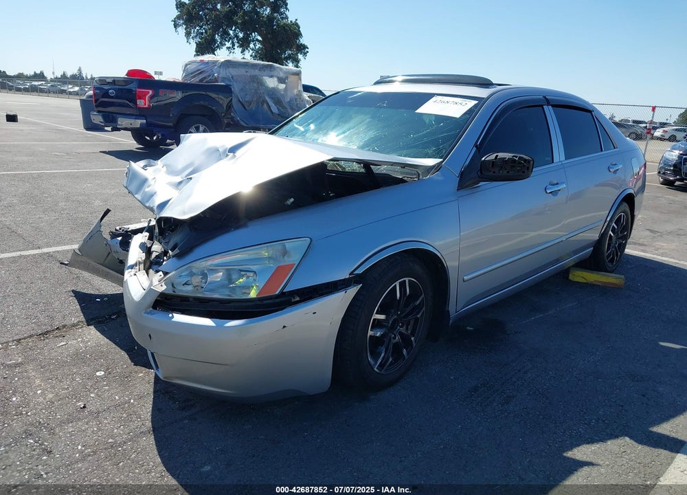 2004 HONDA ACCORD 2.4 EX VIN: JHMCM56794C018812