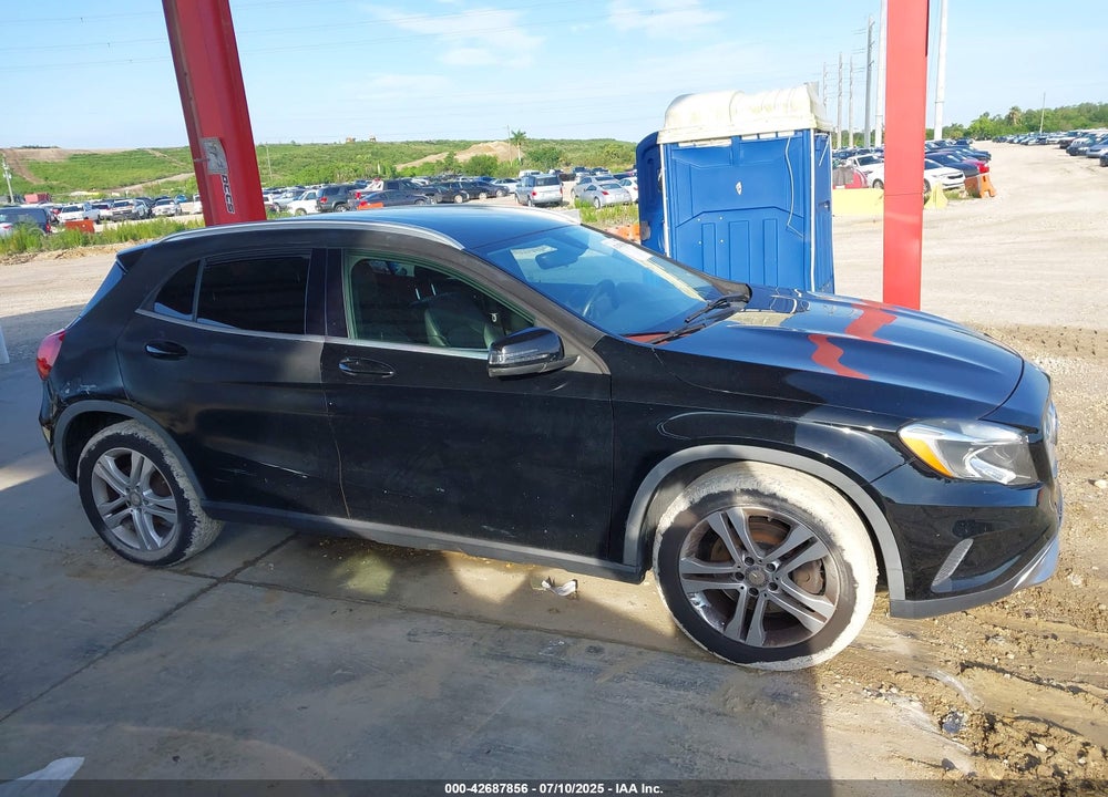 2015 MERCEDES-BENZ GLA-CLASS VIN: WDCTG4GB7FJ033114