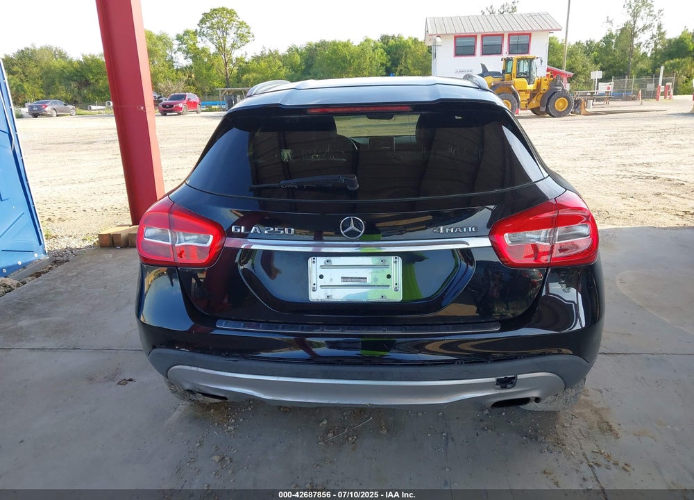 2015 MERCEDES-BENZ GLA-CLASS VIN: WDCTG4GB7FJ033114