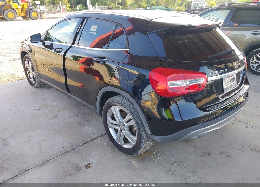 2015 MERCEDES-BENZ GLA-CLASS VIN: WDCTG4GB7FJ033114
