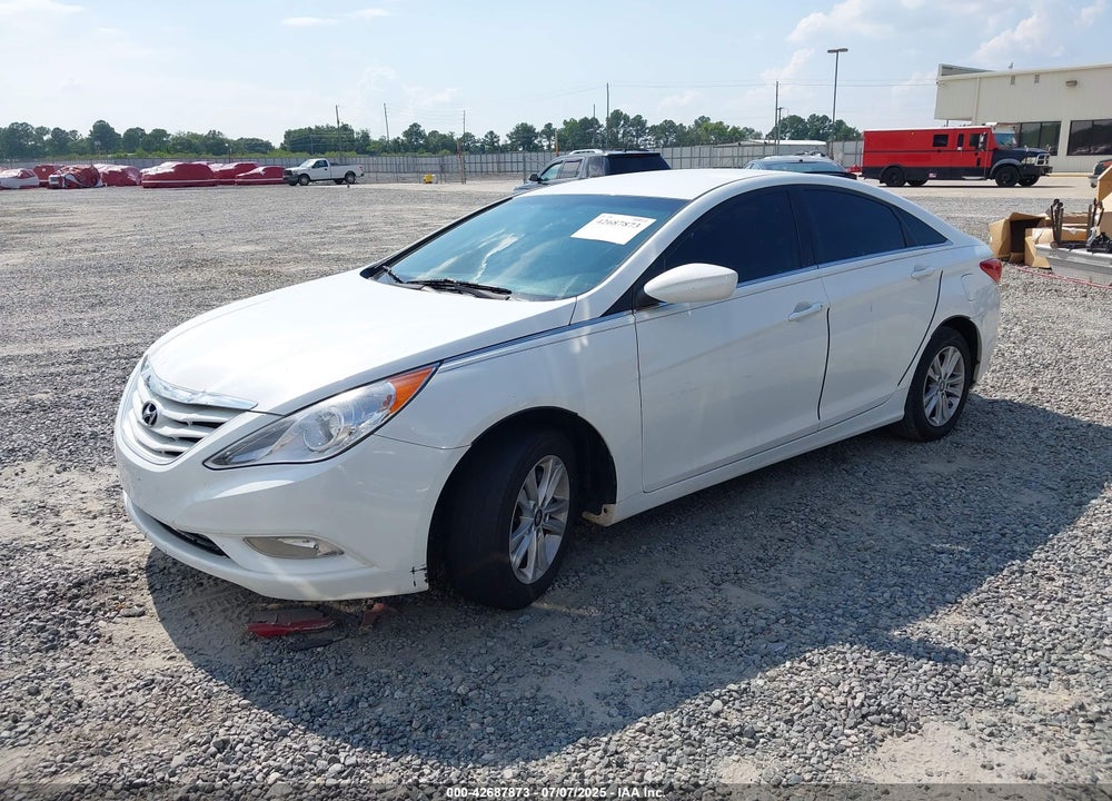 2013 HYUNDAI SONATA VIN: 5NPEB4AC8DH803583