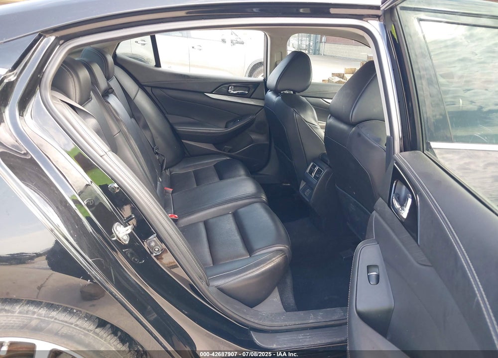 2018 NISSAN MAXIMA VIN: 1N4AA6AP7JC386194