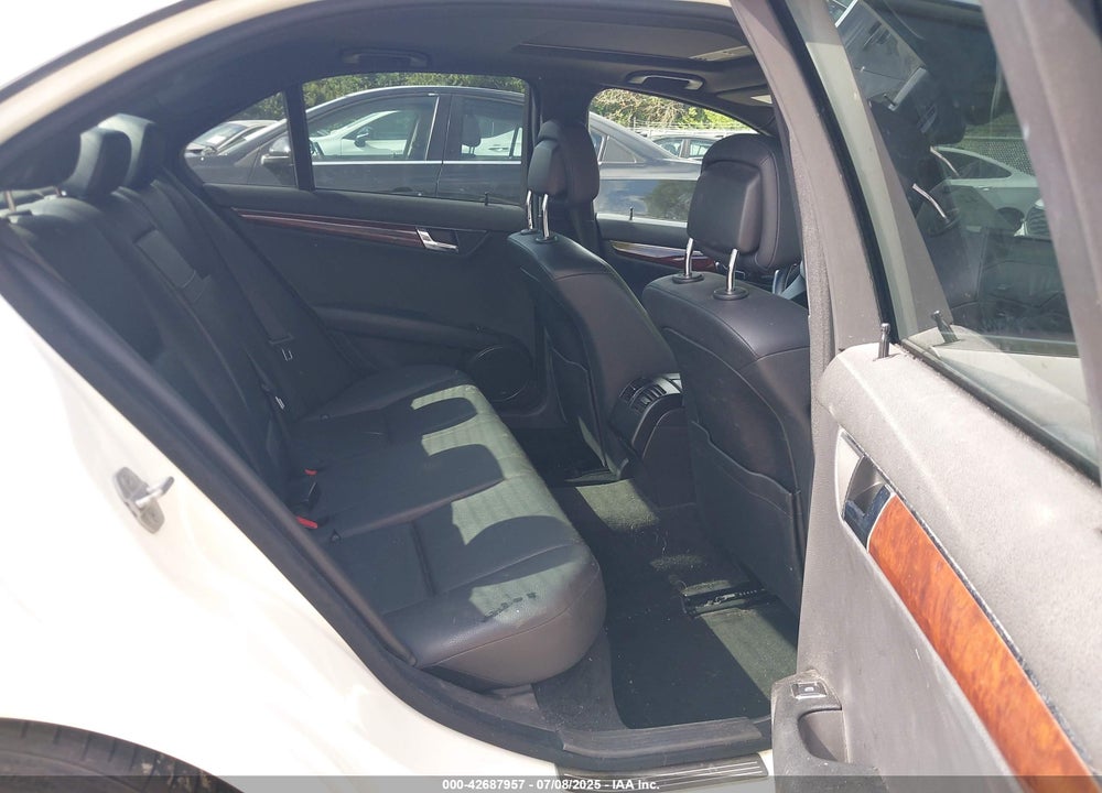 2010 MERCEDES-BENZ C 300 VIN: WDDGF8BB9AF478674