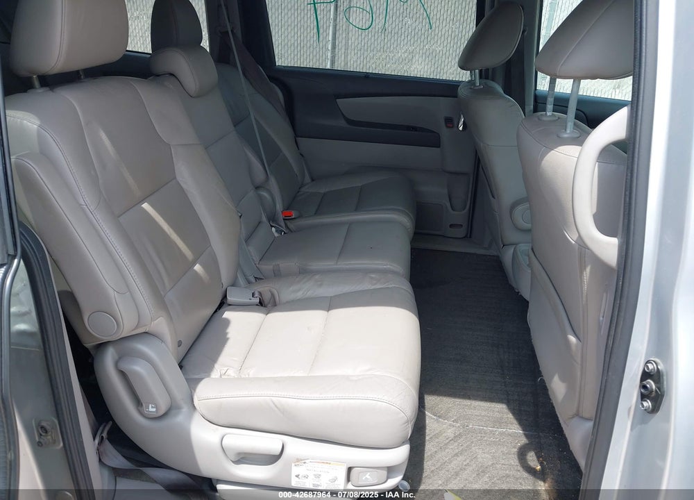 2015 HONDA ODYSSEY VIN: 5FNRL5H66FB108900
