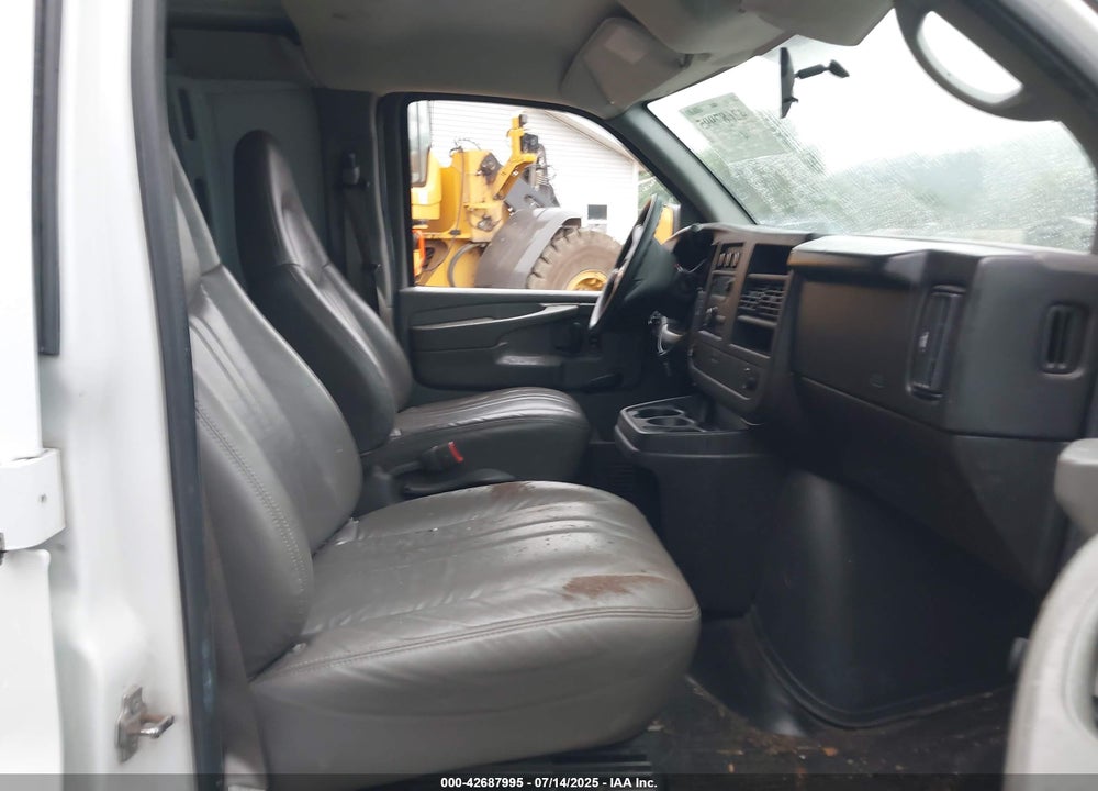 2008 CHEVROLET EXPRESS WORK VAN VIN: 1GCFG15XX81186380