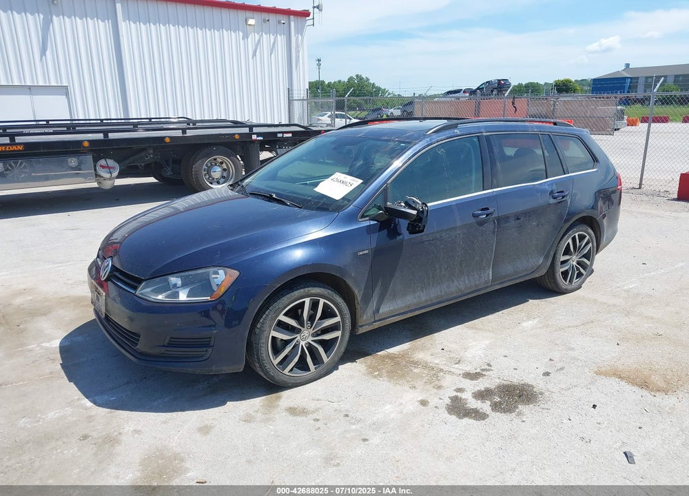 2016 VOLKSWAGEN GOLF SPORTWAGEN VIN: 3VWC17AU8GM520407