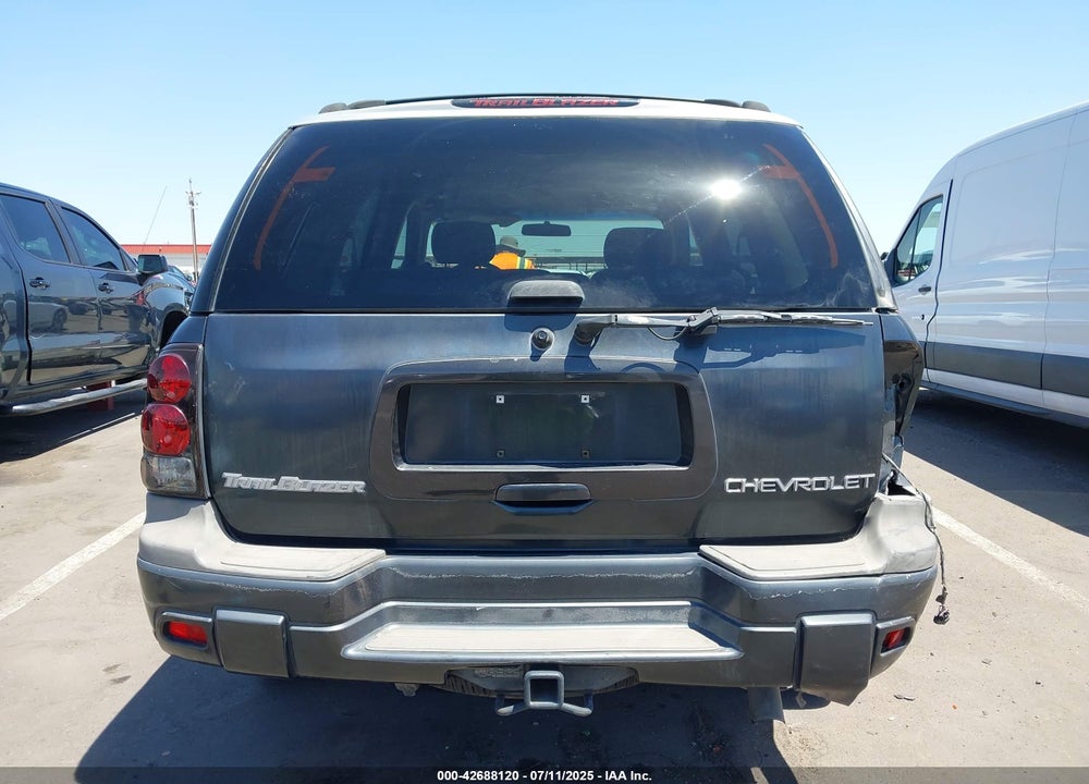 2003 CHEVROLET TRAILBLAZER LS VIN: 1GNDS13S932234846