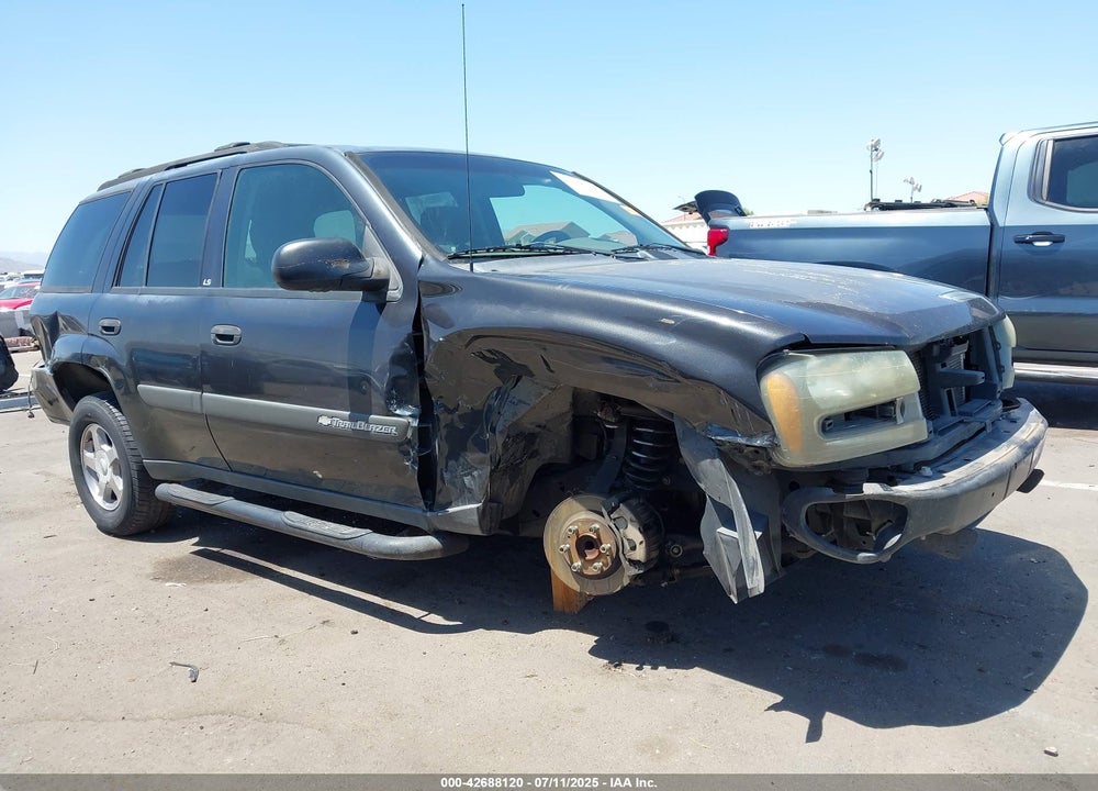 2003 CHEVROLET TRAILBLAZER LS VIN: 1GNDS13S932234846