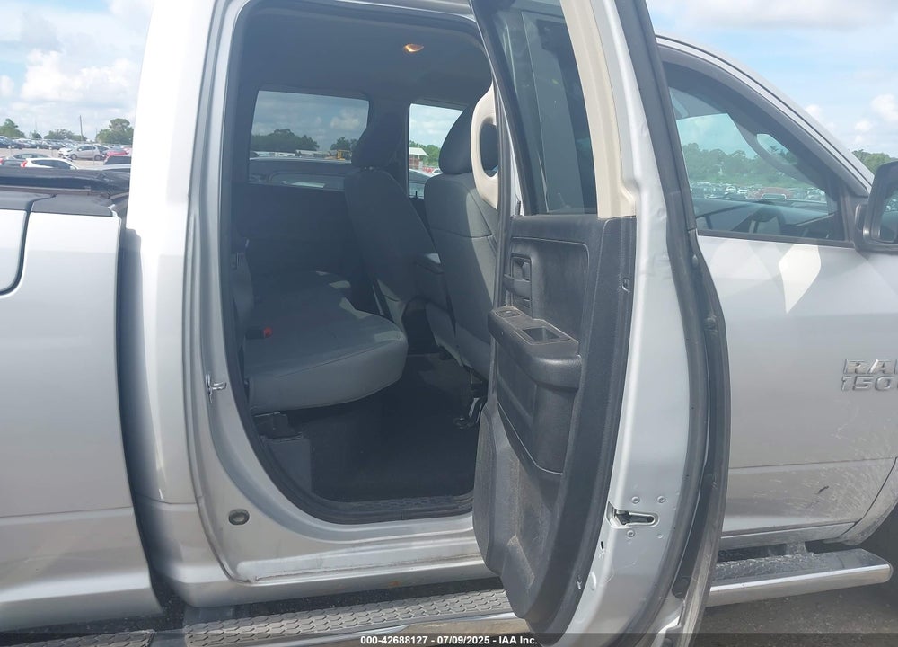 2014 RAM 1500 VIN: 1C6RR7FT8ES156118
