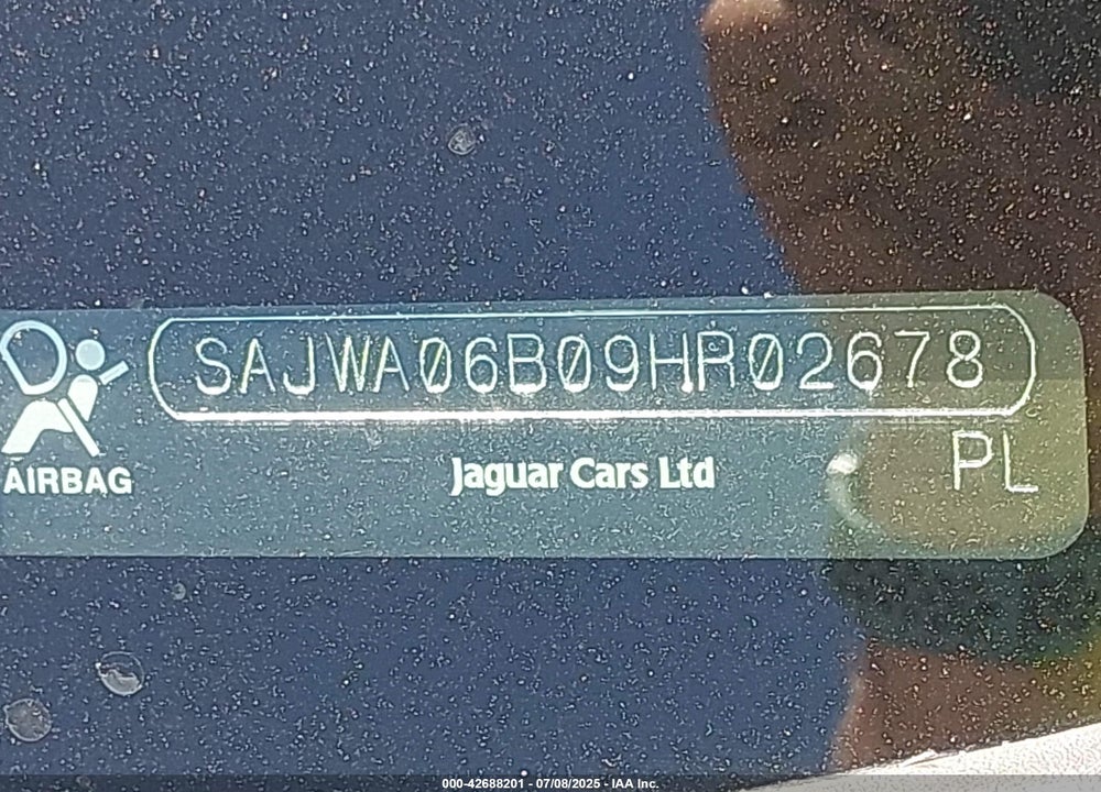 2009 JAGUAR XF VIN: SAJWA06B09HR02678