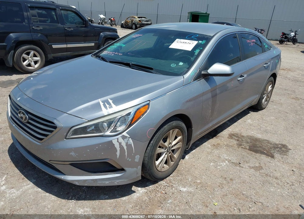 2016 HYUNDAI SONATA VIN: 5NPE24AF4GH290198