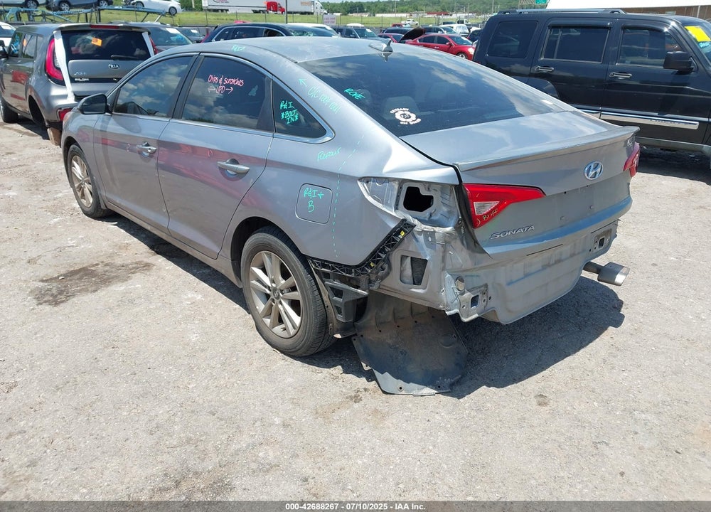 2016 HYUNDAI SONATA VIN: 5NPE24AF4GH290198
