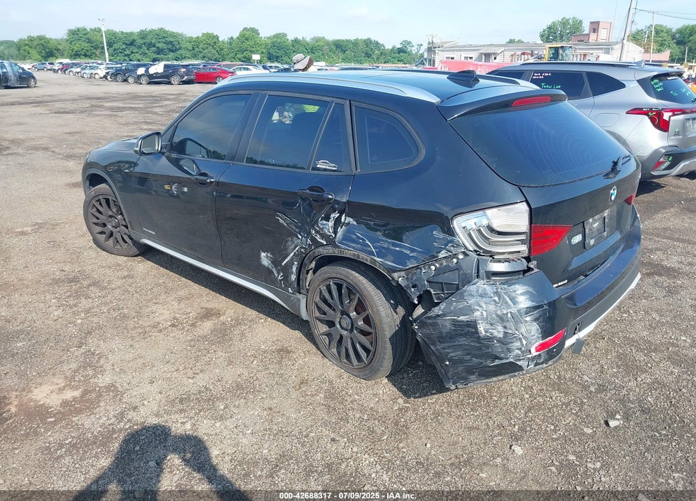 2015 BMW X1 VIN: WBAVL1C55FVY35806