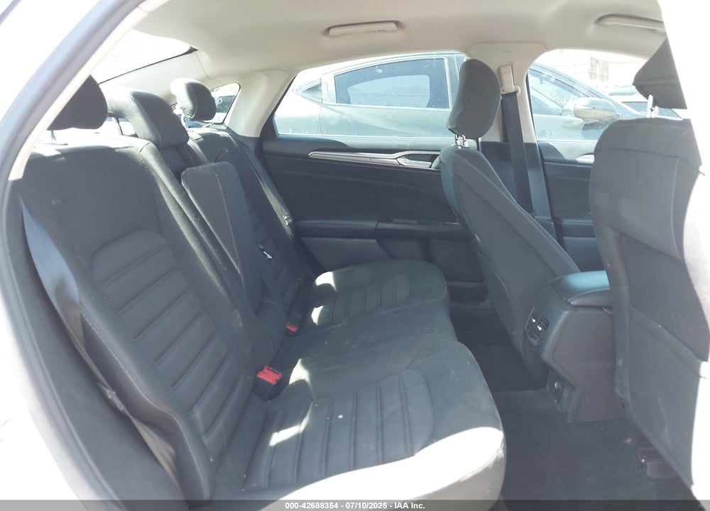 2017 FORD FUSION VIN: 3FA6P0HD4HR368292