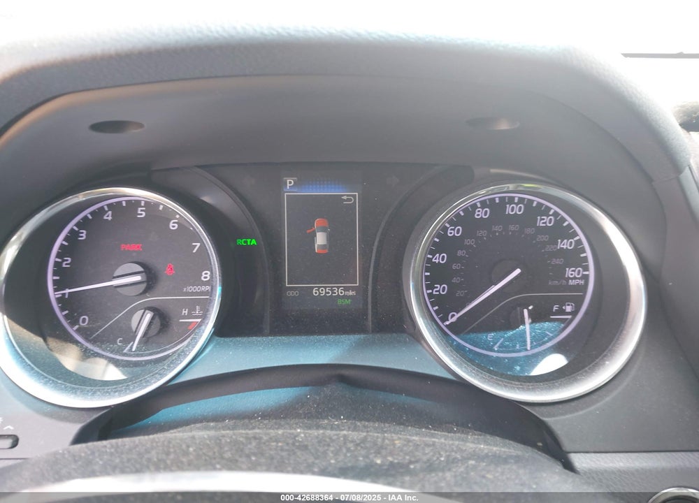 2018 TOYOTA CAMRY VIN: 4T1B11HK7JU140201