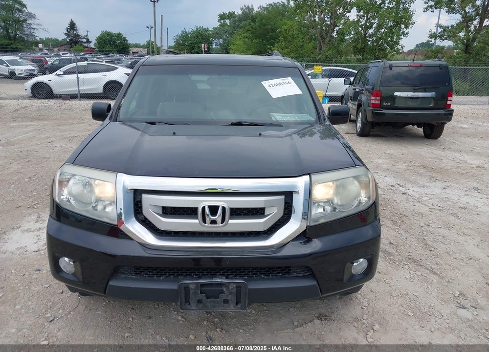 2011 HONDA PILOT VIN: 5FNYF4H61BB036589