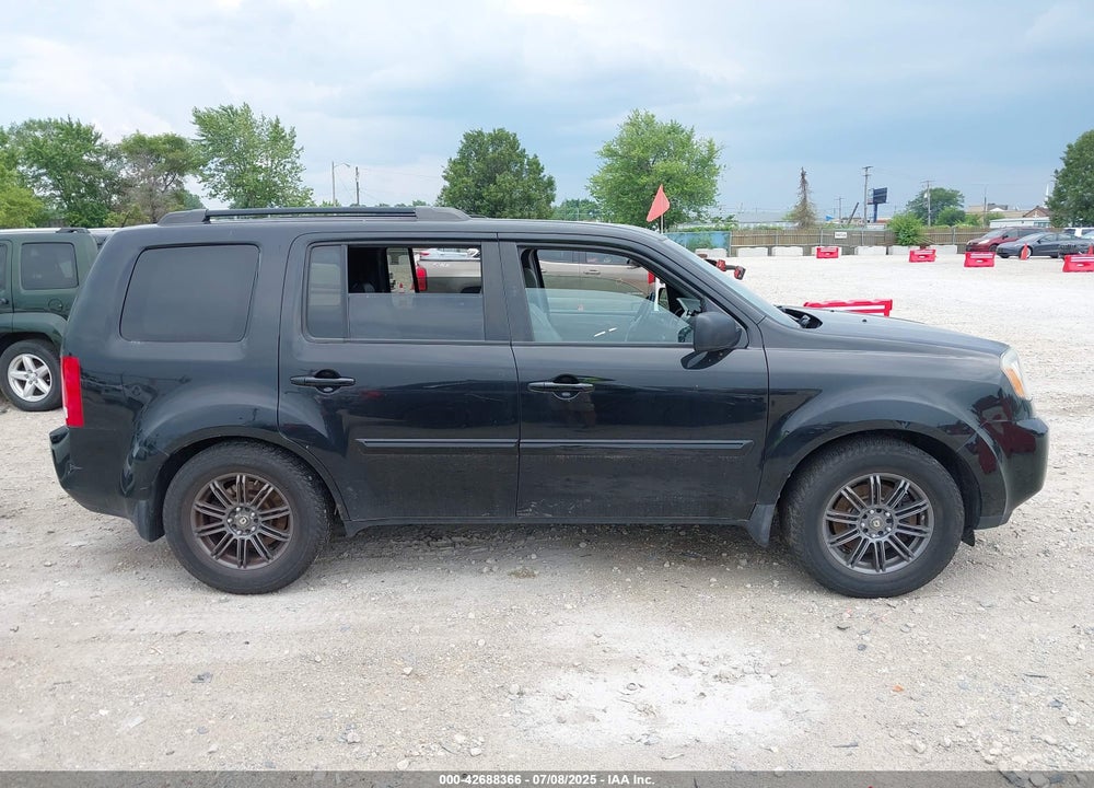 2011 HONDA PILOT VIN: 5FNYF4H61BB036589